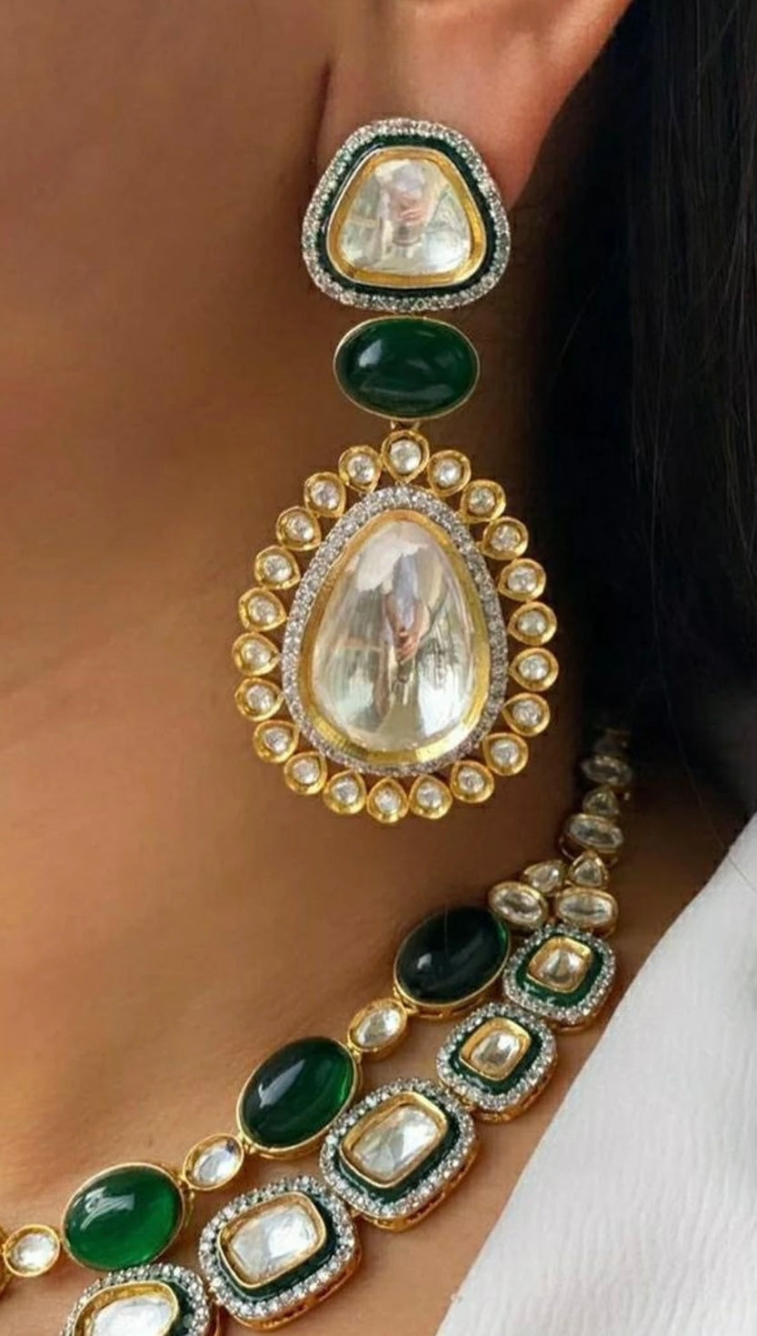 Green Kundan Pendant Set