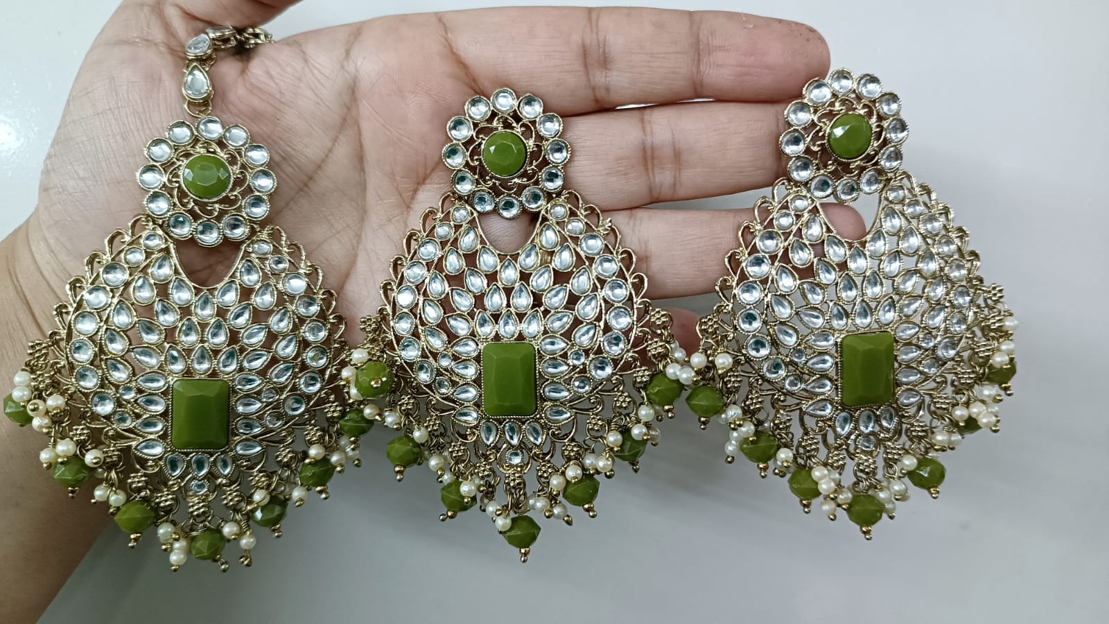 Kundan earrings