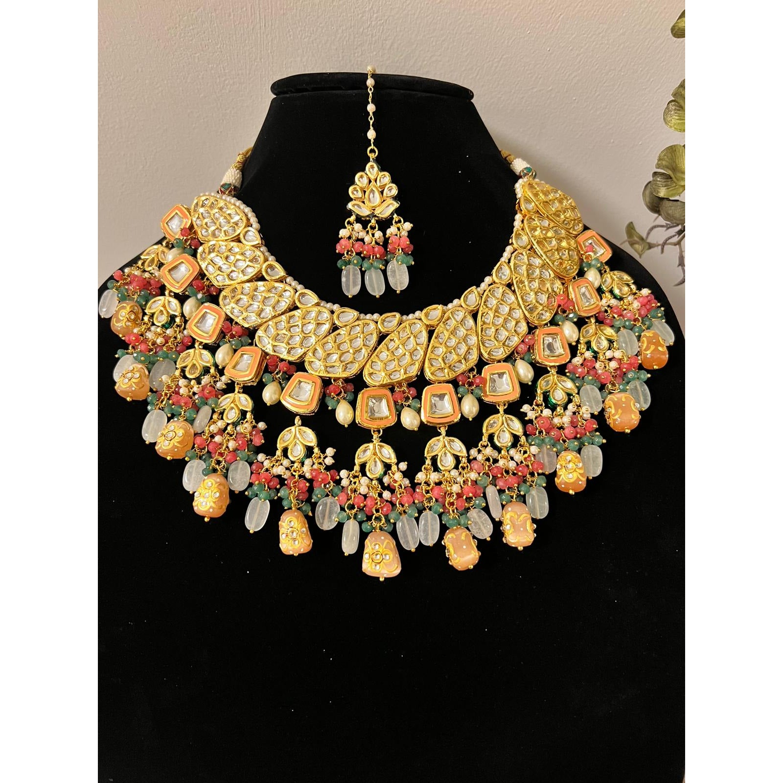 Rivaaz Kundan Necklace