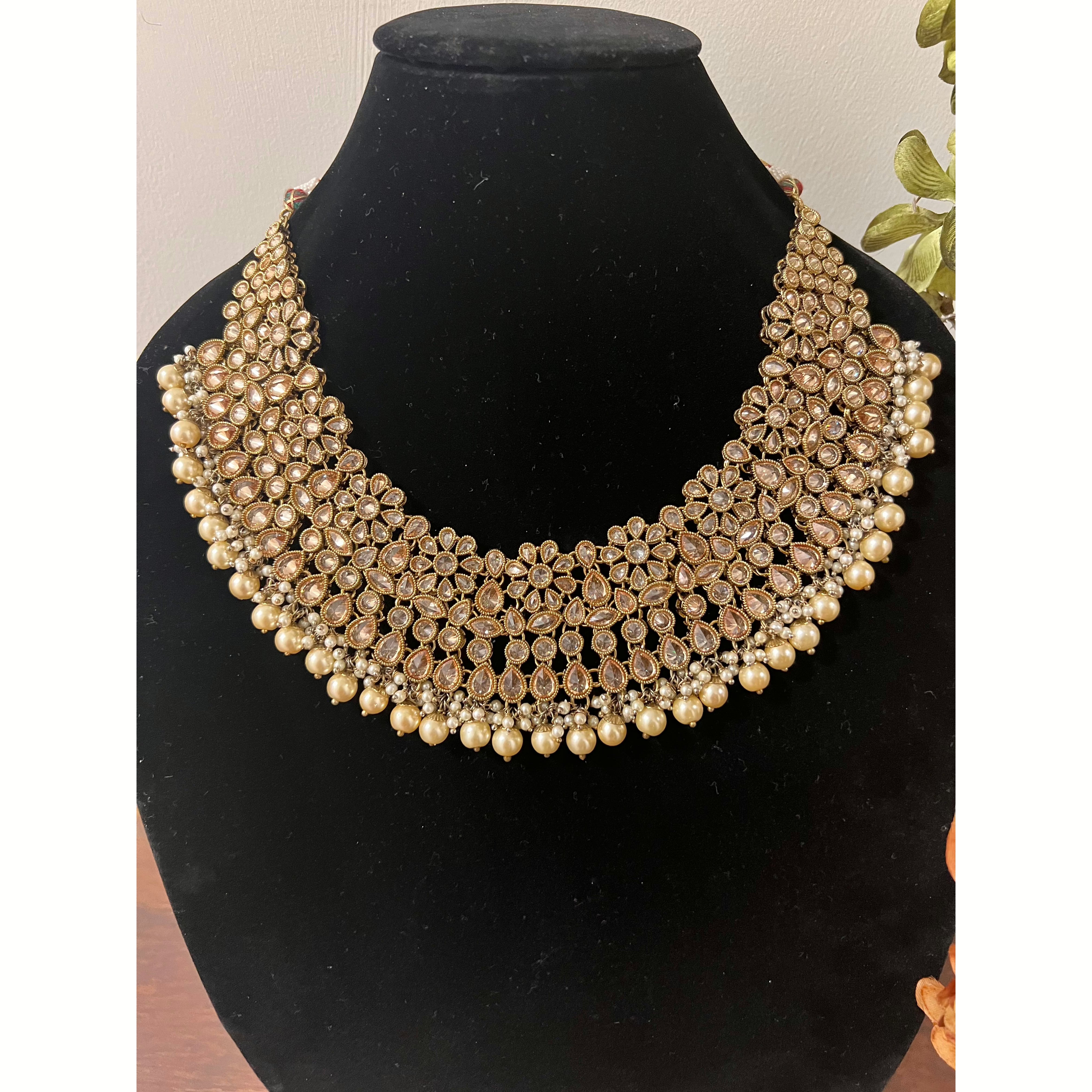 Meera Kundan Necklace